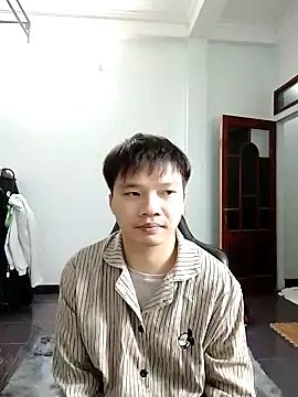 Snapshot of Kelvin_kol chatting on 12-12-24, 03:27 Kelvin kol online show from 12-12-24, 03:27