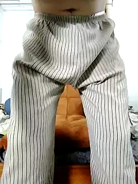 Snapshot of Kelvin_kol chatting on 12-27-24, 07:03 Kelvin kol online show from 12-27-24, 07:03