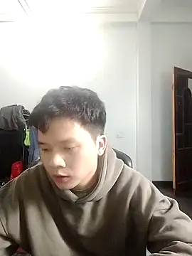 Snapshot of Kelvin_kol chatting on 01-08-25, 02:46 Kelvin kol online show from 01-08-25, 02:46