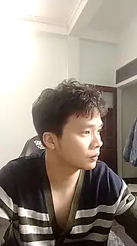 Snapshot of Kelvin_kol chatting on 01-31-25, 04:17 Kelvin kol online show from 01-31-25, 04:17