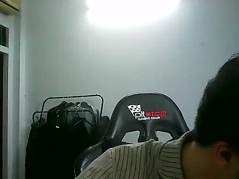 Snapshot of Kelvin_kol chatting on 02-17-25, 03:53 Kelvin kol online show from 02-17-25, 03:53