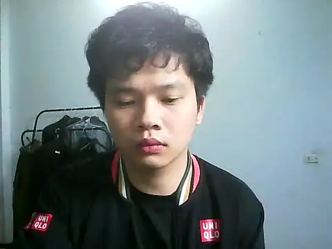 Snapshot of Kelvin_kol chatting on 02-19-25, 01:50 Kelvin kol online show from 02-19-25, 01:50