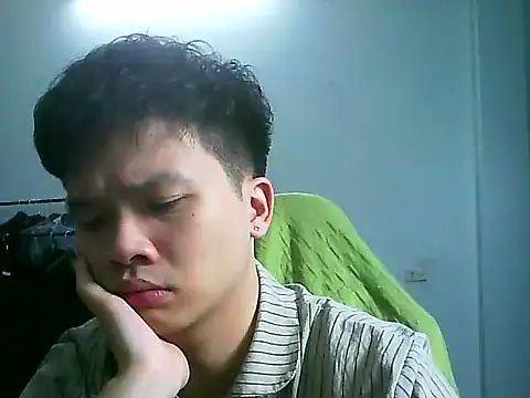 Snapshot of Kelvin_kol chatting on 02-26-25, 01:19 Kelvin kol online show from 02-26-25, 01:19