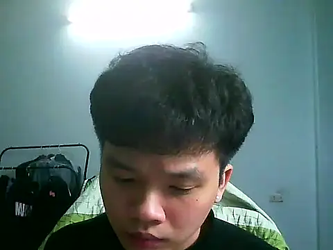 Snapshot of Kelvin_kol chatting on 03-09-25, 03:49 Kelvin kol online show from 03-09-25, 03:49