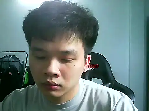 Snapshot of Kelvin_kol chatting on 03-13-25, 10:15 Kelvin kol online show from 03-13-25, 10:15