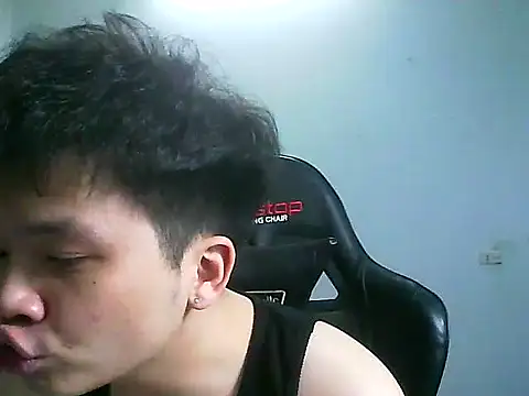 Snapshot of Kelvin_kol chatting on 03-13-25, 03:50 Kelvin kol online show from 03-13-25, 03:50