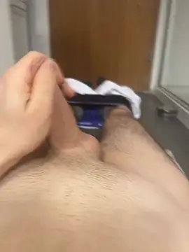 Snapshot of Drummer112 chatting on 02-14-26, 10:45 Drummer112 online show from 02-14-26, 10:45