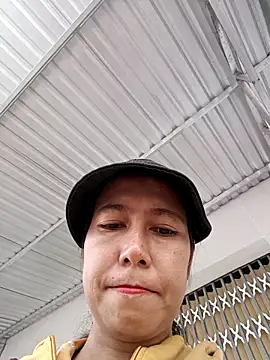 2HotAsain4u online show from 12-19-25, 01:56