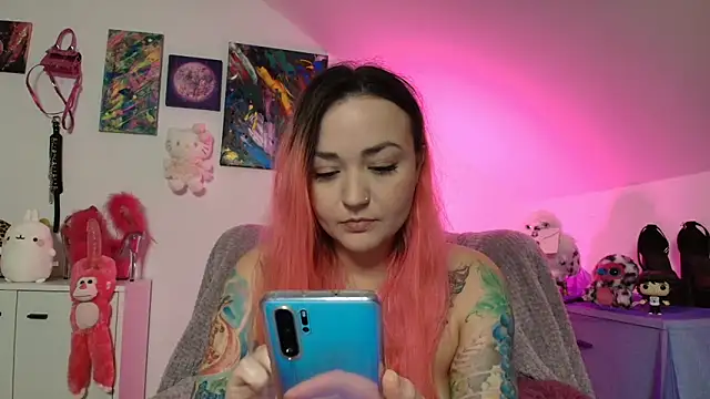 PinkHurricaneOfficial online show from 10-18-25, 03:57