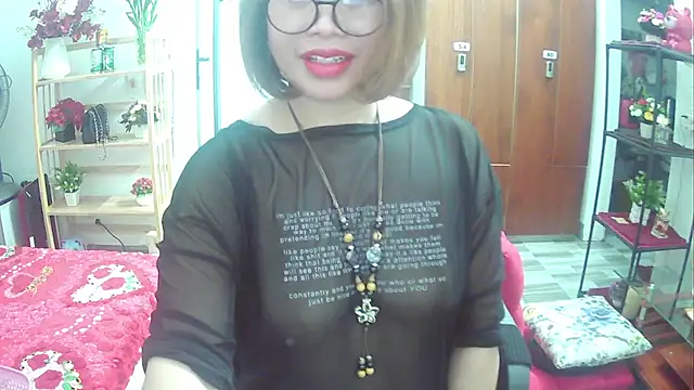 Snapshot of Miu-Le chatting on 02-28-25, 03:59 Miu-Le online show from 02-28-25, 03:59