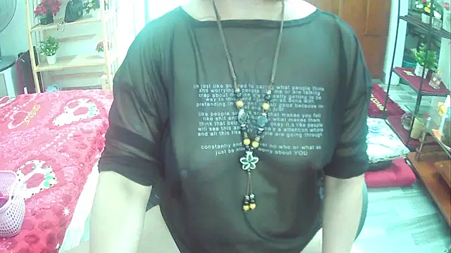 Snapshot of Miu-Le chatting on 03-05-25, 06:01 Miu-Le online show from 03-05-25, 06:01
