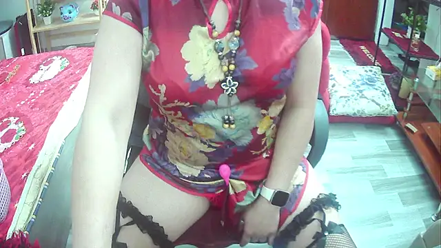 Snapshot of Miu-Le chatting on 03-06-25, 09:47 Miu-Le online show from 03-06-25, 09:47