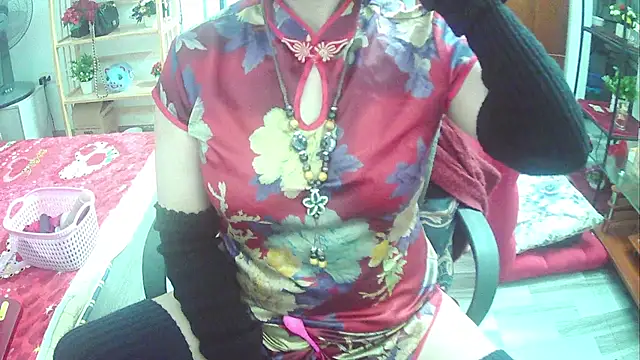 Snapshot of Miu-Le chatting on 03-08-25, 06:47 Miu-Le online show from 03-08-25, 06:47