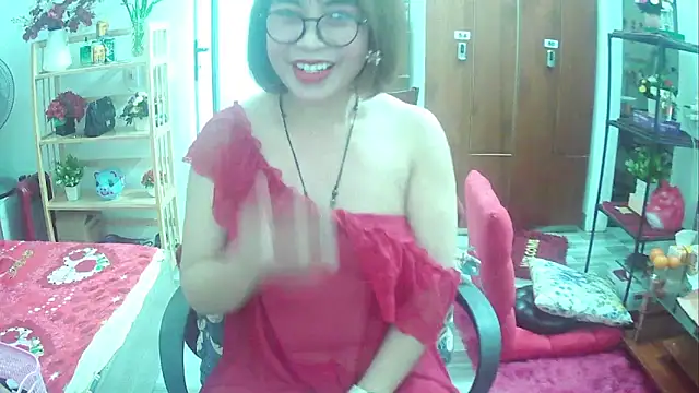 Snapshot of Miu-Le chatting on 03-20-25, 12:19 Miu-Le online show from 03-20-25, 12:19