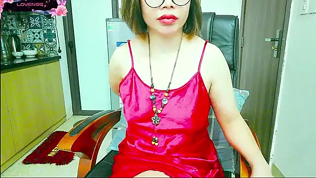 Snapshot of Miu-Le chatting on 09-12-25, 12:05 Miu-Le online show from 09-12-25, 12:05