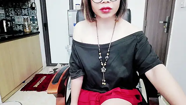 Miu-Le online show from 10-22-25, 03:45