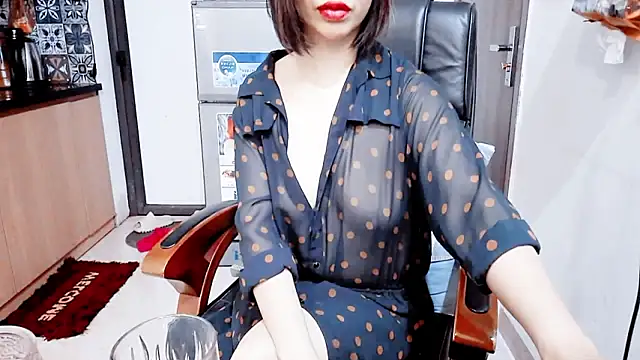 Miu-Le online show from 02-13-26, 07:32