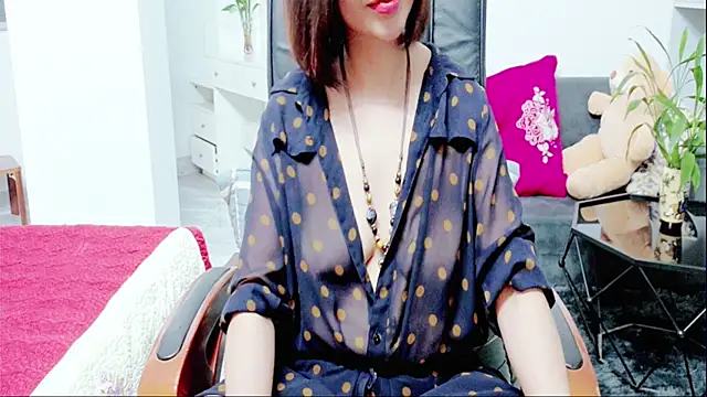 Miu-Le online show from 07-16-26, 07:36