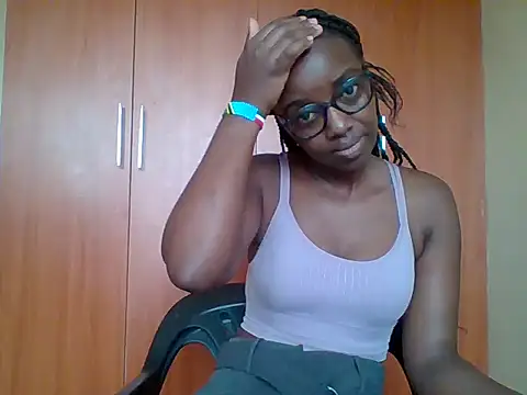 sexy darleen23 online show from 05-14-26, 08:43