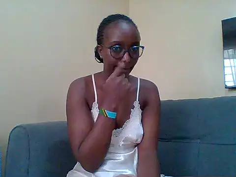 sexy darleen23 online show from 06-10-26, 06:45