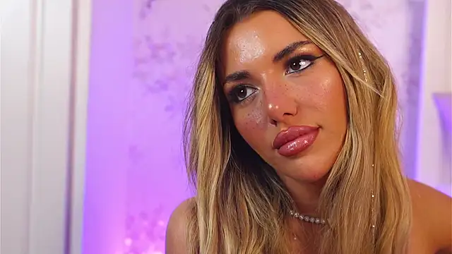 ClaraHazel online show from 10-02-25, 05:03