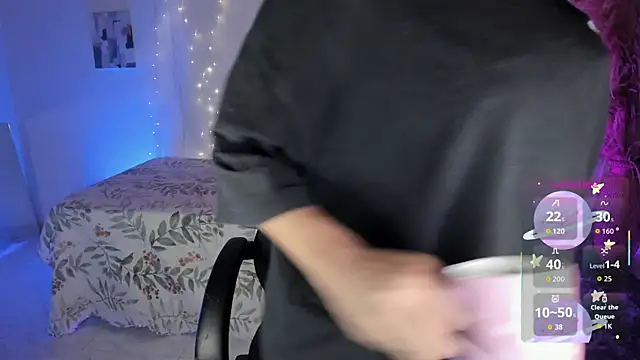 Riana Kean online show from 11-28-25, 04:59