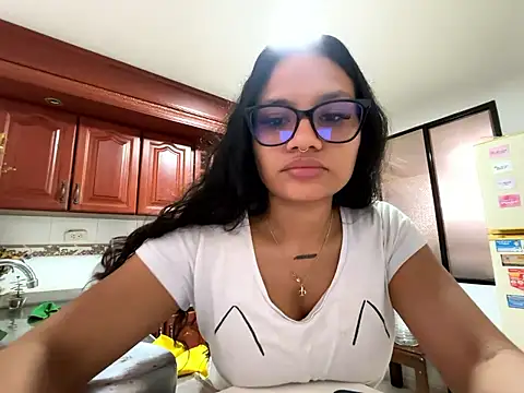 Riana Kean online show from 01-06-26, 05:27