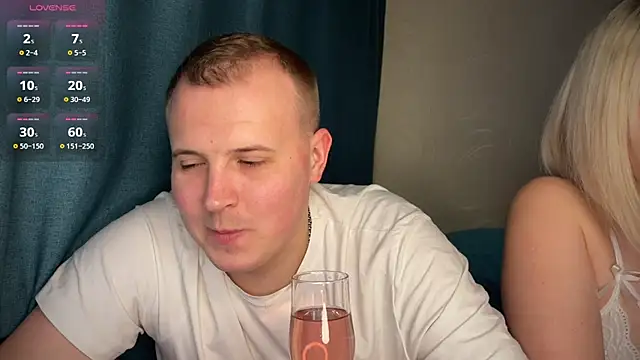 MrMrsRight online show from 02-11-25, 05:07