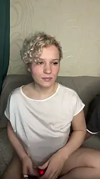 MrMrsRight online show from 03-11-25, 07:25