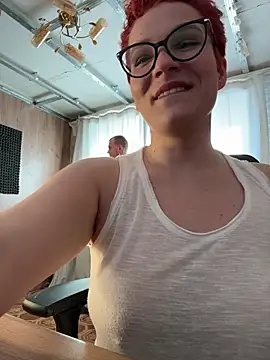 MrMrsRight online show from 03-05-26, 09:49