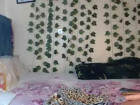 Snapshot of libra_goddess chatting on 03-13-25, 12:02 libra goddess online show from 03-13-25, 12:02