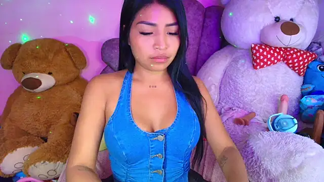 Pocahontascute 33 online show from 05-20-26, 11:16