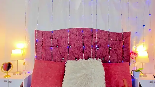 CristalSofiaHOT online show from 12-22-25, 02:47