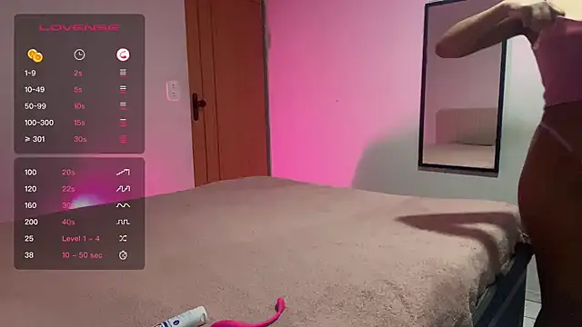 Snapshot of ninapego chatting on 01-20-25, 11:10 ninapego online show from 01-20-25, 11:10