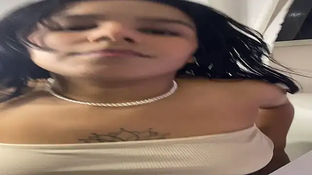 Snapshot of ninapego chatting on 02-16-25, 01:03 ninapego online show from 02-16-25, 01:03