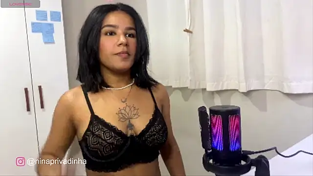 Snapshot of ninapego chatting on 02-21-25, 11:43 ninapego online show from 02-21-25, 11:43