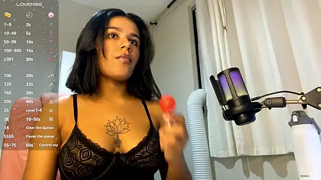 Snapshot of ninapego chatting on 03-15-25, 11:50 ninapego online show from 03-15-25, 11:50