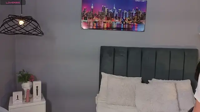 Alli cooper online show from 04-15-26, 11:39