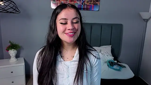 Snapshot of Alli_cooper chatting on 05-05-26, 01:41 Alli cooper online show from 05-05-26, 01:41