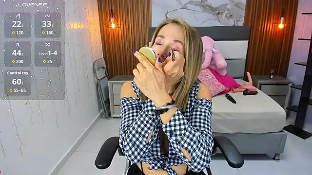 CATIAJONES online show from 02-16-26, 04:25