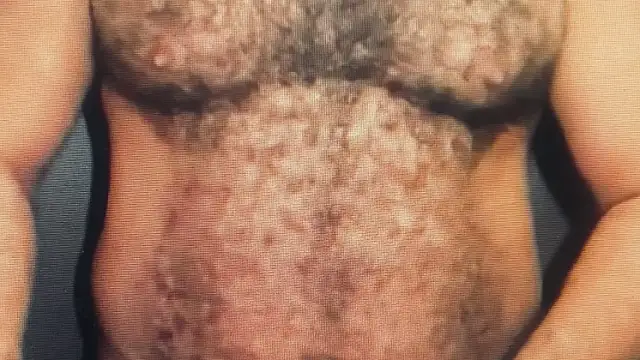 Snapshot of HAIRY_ARAB_SULTAN chatting on 06-05-26, 10:26 HAIRY ARAB SULTAN online show from 06-05-26, 10:26