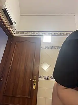 Snapshot of rafamarianoofc chatting on 01-14-26, 01:39 rafamarianoofc online show from 01-14-26, 01:39