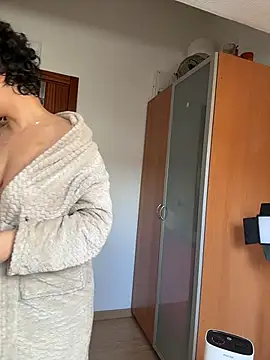 Snapshot of rafamarianoofc chatting on 02-19-26, 10:11 rafamarianoofc online show from 02-19-26, 10:11