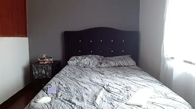 Emilia 1995 online show from 09-10-25, 03:56