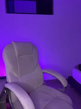 nyna 1 online show from 04-02-26, 01:58