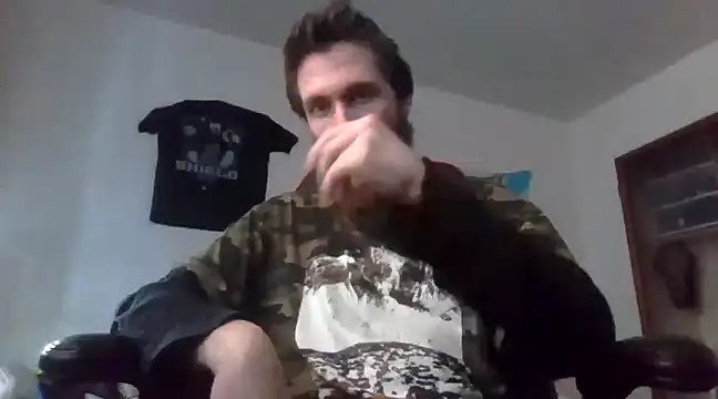 Snapshot of BalticPallor chatting on 02-24-25, 06:36 BalticPallor online show from 02-24-25, 06:36