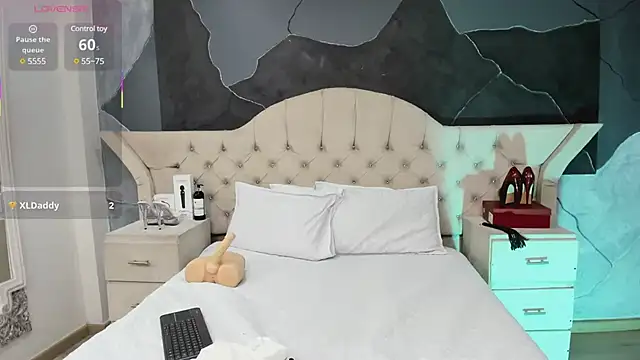 AmberGreyy  online show from 03-17-25, 07:26