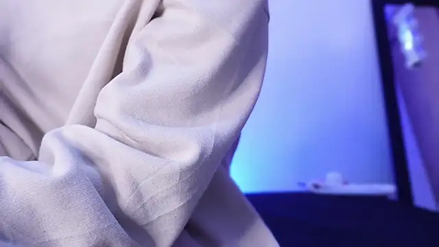 Snapshot of harrytwink18 chatting on 12-31-24, 12:15 harrytwink18 online show from 12-31-24, 12:15