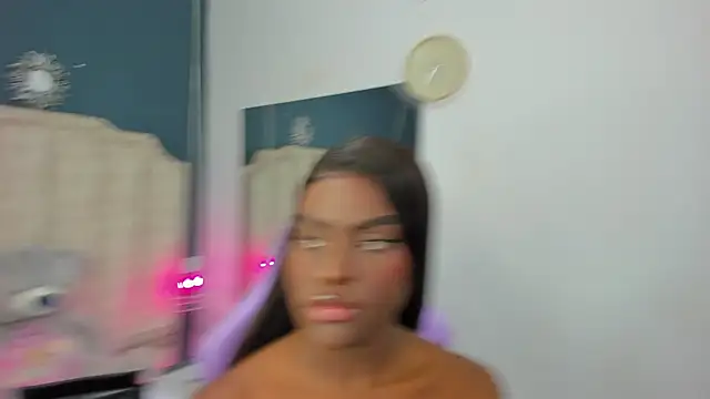 Snapshot of IsabellaBromsS chatting on 01-09-25, 08:33 IsabellaBromsS online show from 01-09-25, 08:33