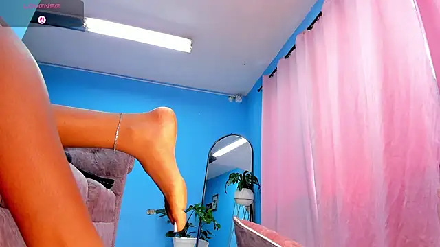 Snapshot of IsabellaBromsS chatting on 12-02-25, 05:08 IsabellaBromsS online show from 12-02-25, 05:08